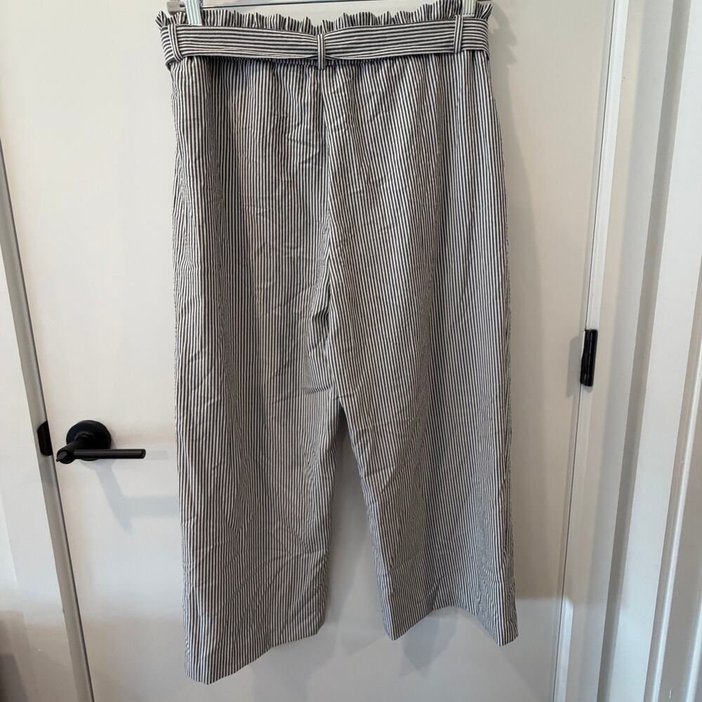 Calvin Klein Pull-On Belted Seersucker Pants Cropped Wide Leg Preppy Beachy - Picture 2 of 12